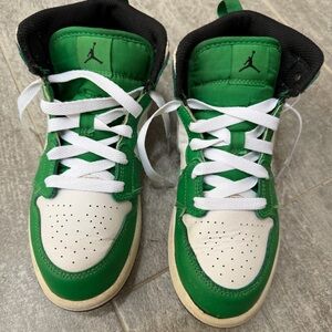 Nike Kids Green and White Air Jordan 1 Sneakers